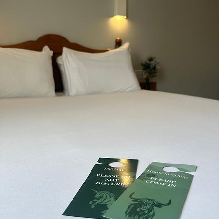 Go2 Glasgow Cumbernauld Hotel - Free Parking And Pet Friendly Exteriör bild