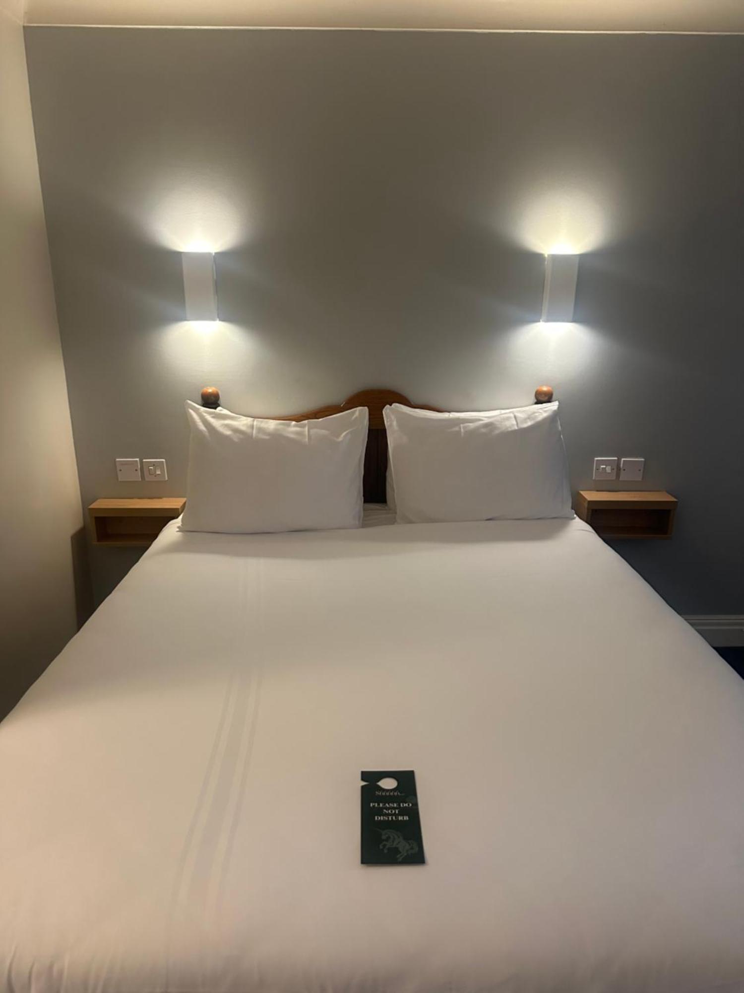 Go2 Glasgow Cumbernauld Hotel - Free Parking And Pet Friendly Exteriör bild
