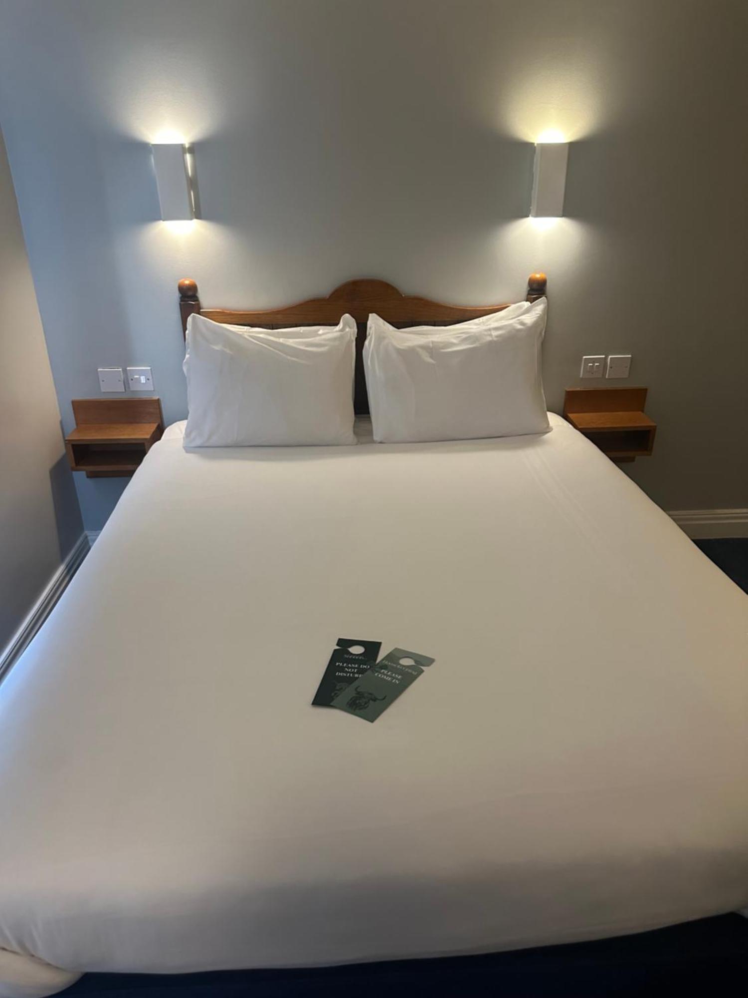 Go2 Glasgow Cumbernauld Hotel - Free Parking And Pet Friendly Exteriör bild